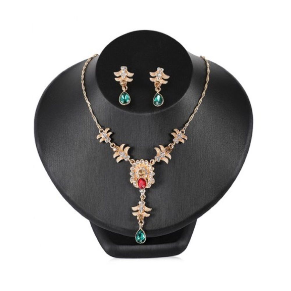 𝅺FAUX Gem Embellished Necklace Set